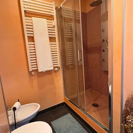 A Casa Di Cleo Апартаменты Флоренция